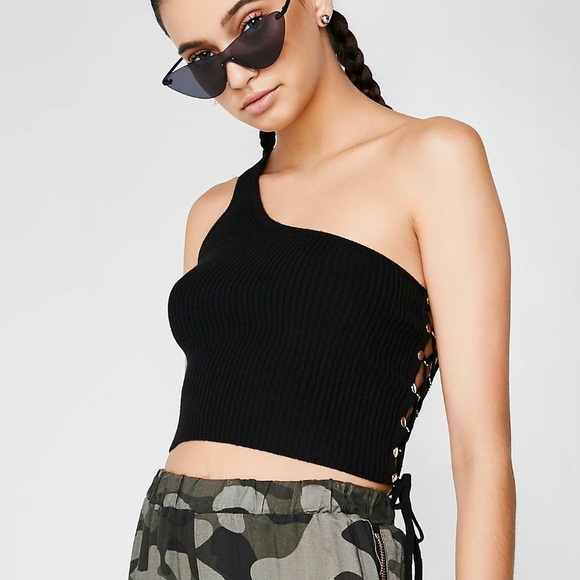 Jella C. Off Shoulder Lace Up Crop Top - Picture 4 of 6